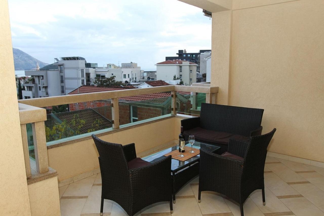 Luxury Apartment Big Blue Budva Exterior photo